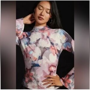 Pilcro velvet floral top🌸🌸